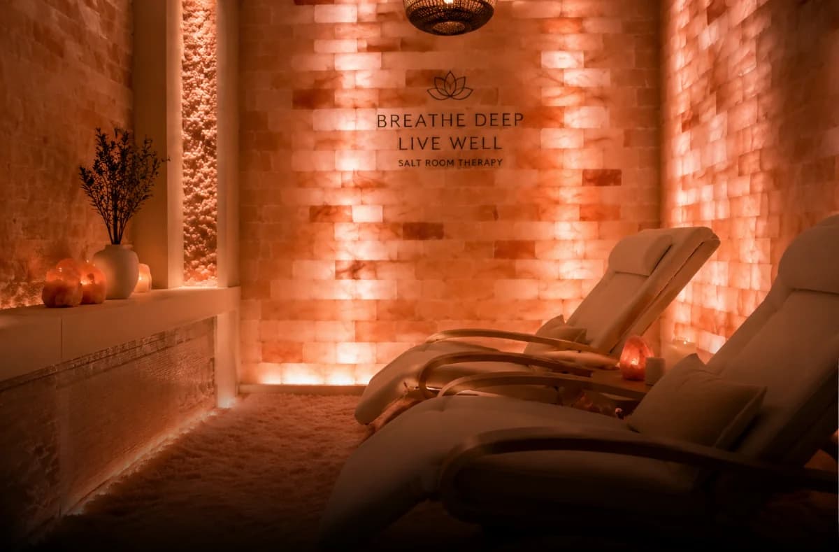 Spa and sauna Himalayan salt tile wall