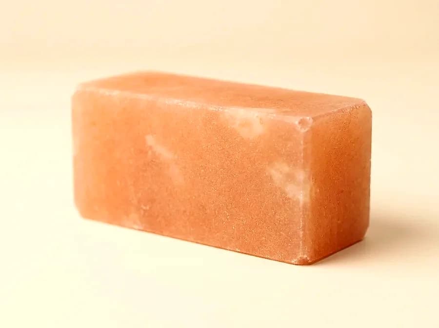 Himalayan salt tile 8" × 4" × 3" — Deep brick